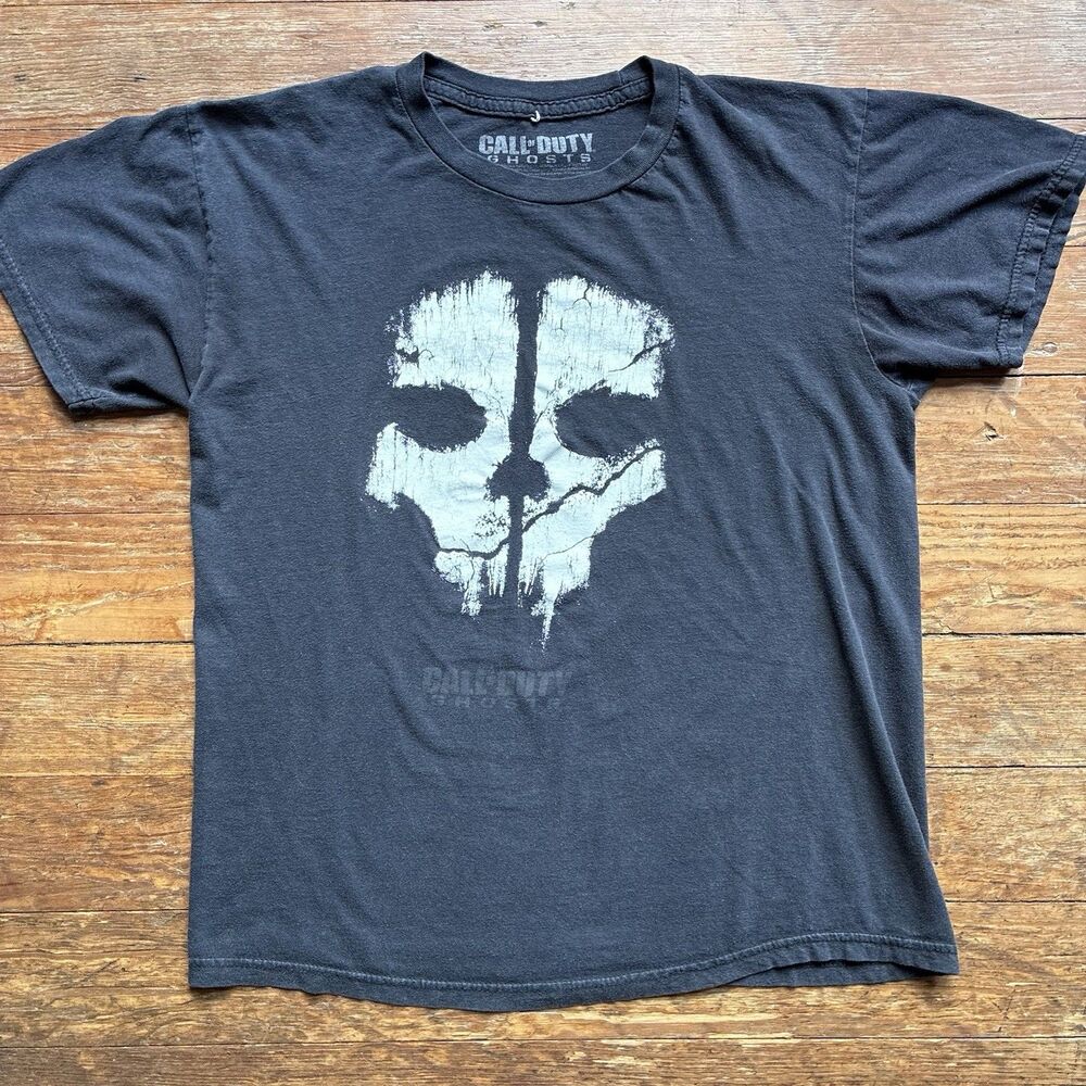 Vintage 2013 Call Of Duty Ghosts Shirt Sgt. Walker Mask size Small COD Black Ops